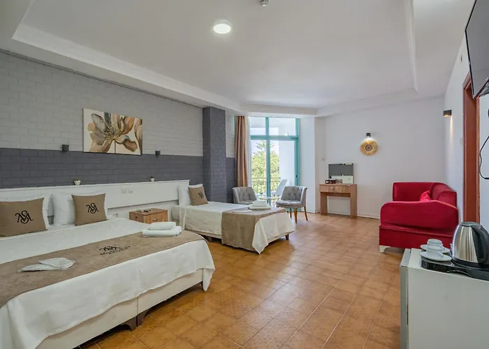 Moda Camyuva Hotel 3*