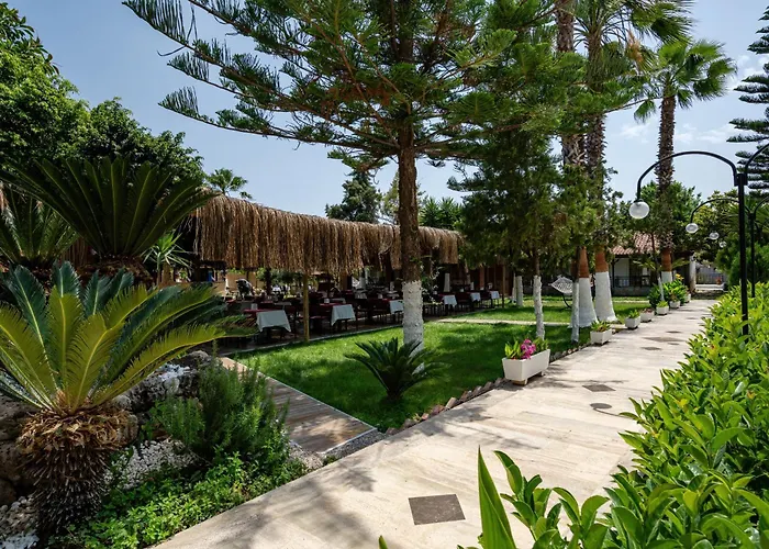 Hotel Moda Camyuva 3*