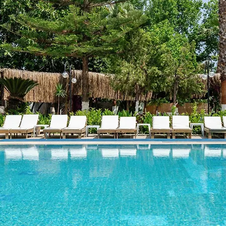 Hotell Moda Camyuva 3*