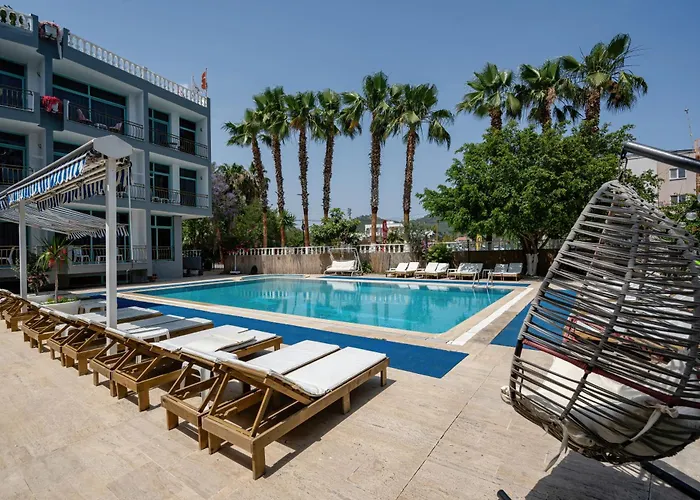 Hotel Moda Camyuva 3*