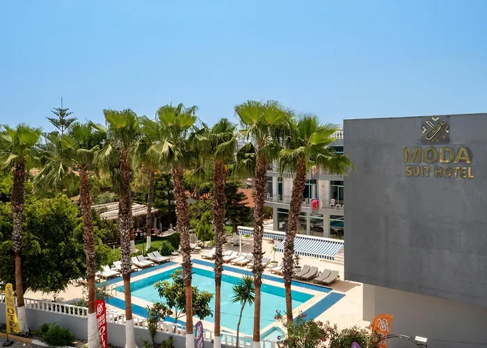 Hotel Moda Camyuva