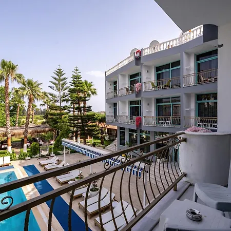 Moda Camyuva Hotel 3*