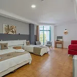 Moda Camyuva מלון 3*